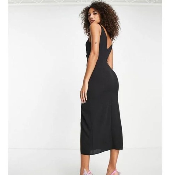 ASOS DESIGN Black Cut Out Knot Front Midi Dress - Picture 8 of 8